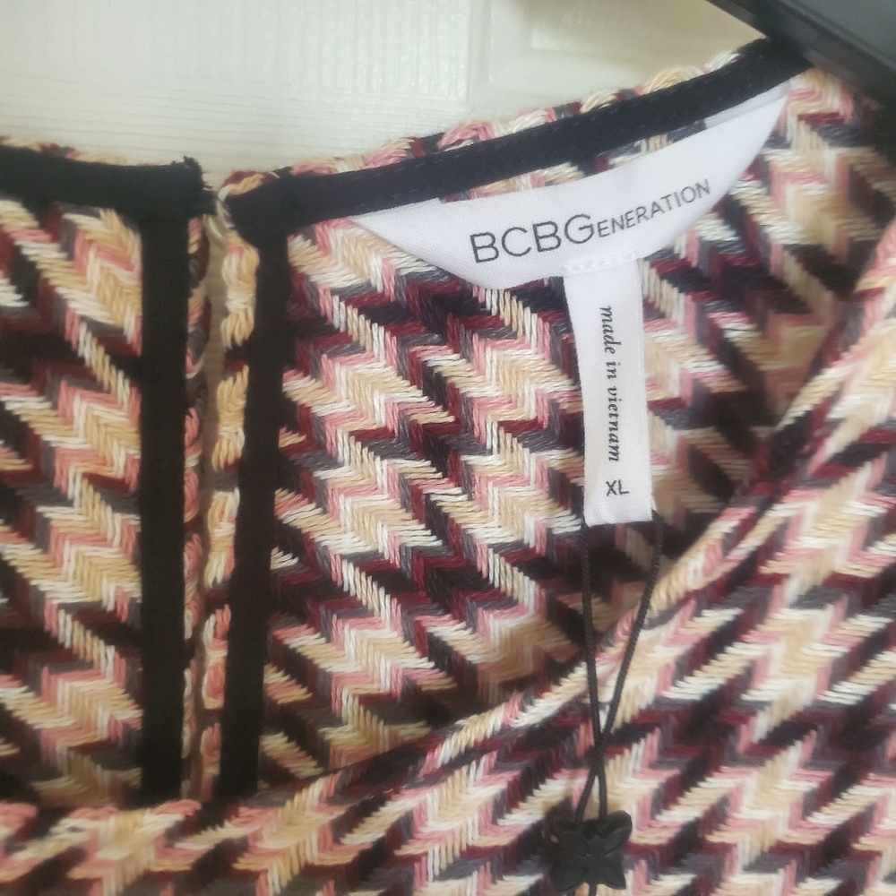 Designer Tank - Picture 8 of 16